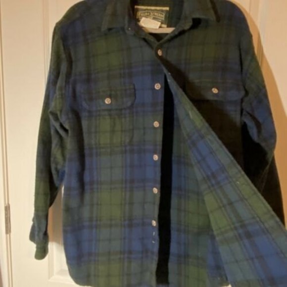 Field & Stream Blue Green Plaid Button Down Flannel Shirt Mens Sz L Pockets - Picture 4 of 5